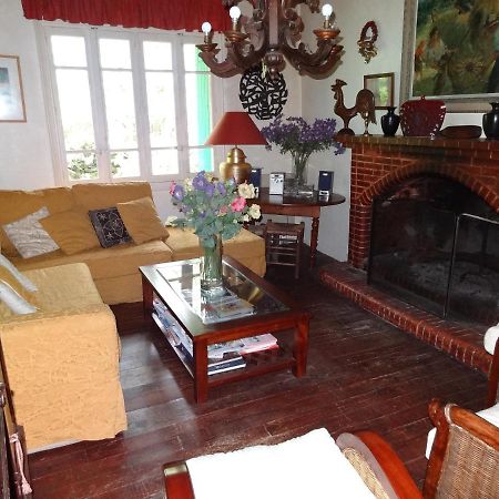 Bed and Breakfast Le Ginestous Le Soulié Exterior foto